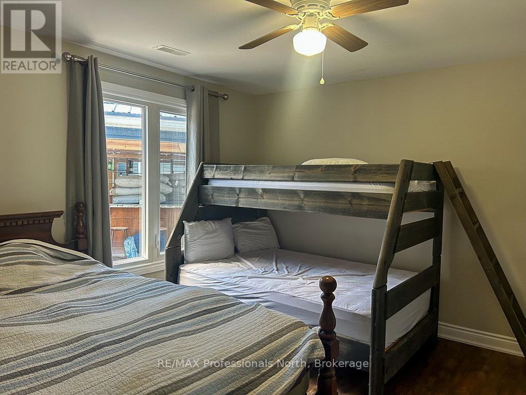 652 ROBEL DRIVE - 19