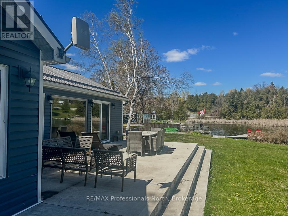 652 ROBEL DRIVE - 27