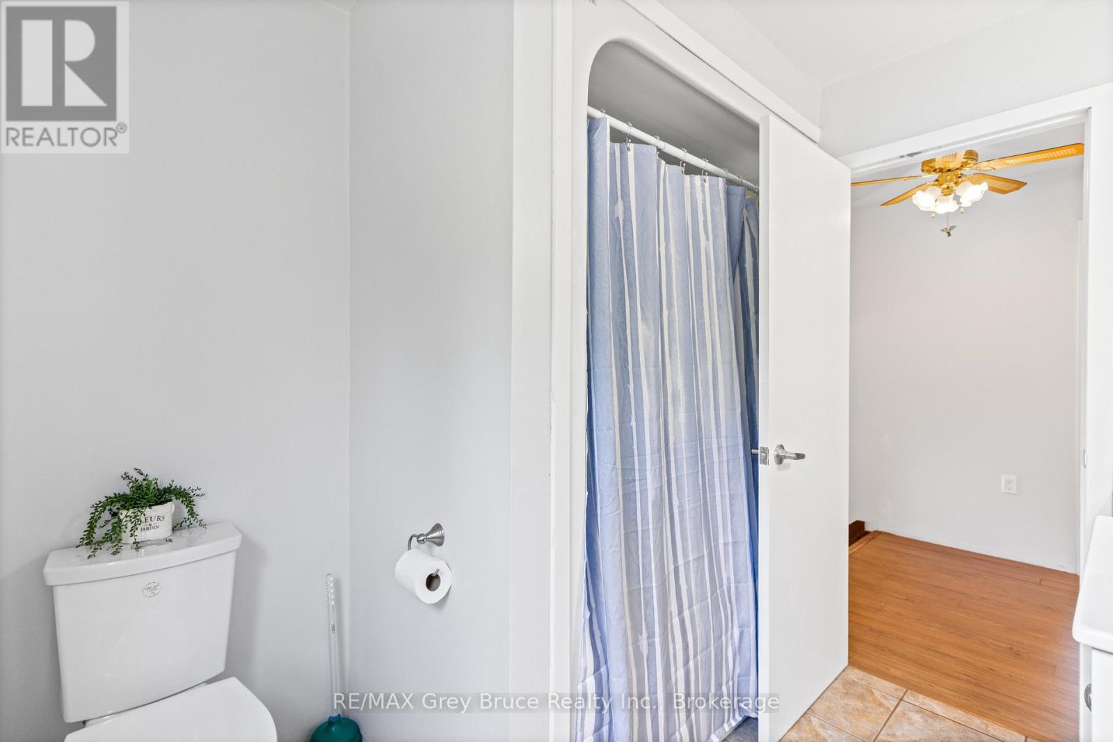 678 WEST ROAD - 21