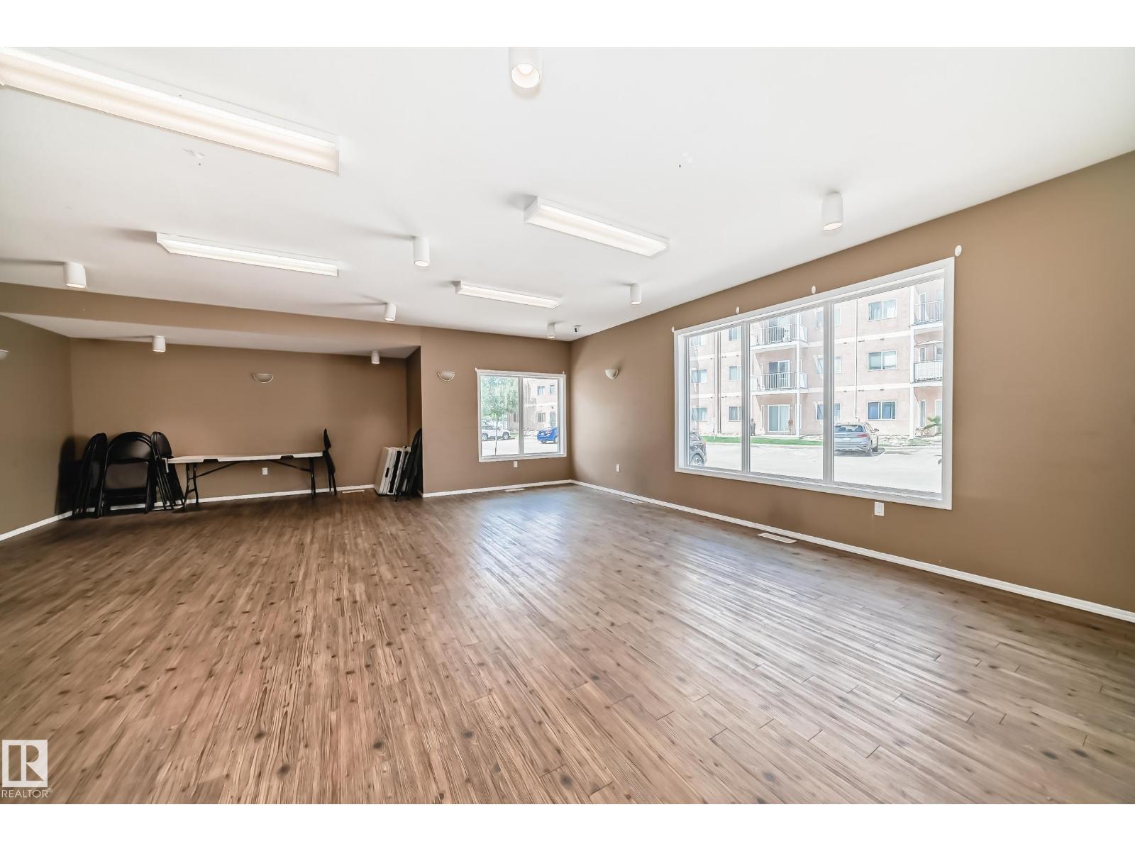 #412 4312 139 AV NW, Edmonton