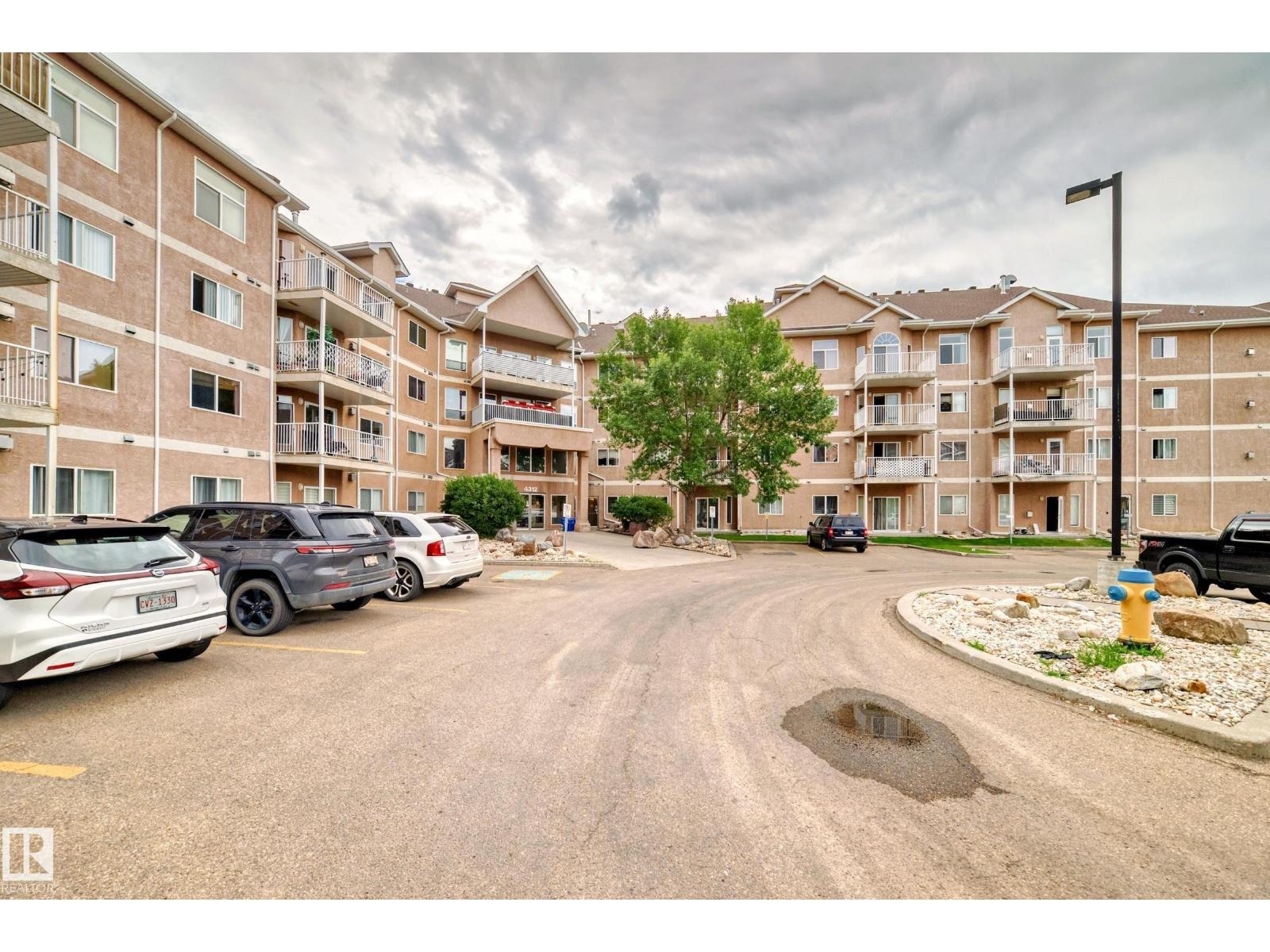 #412 4312 139 AV NW - 48