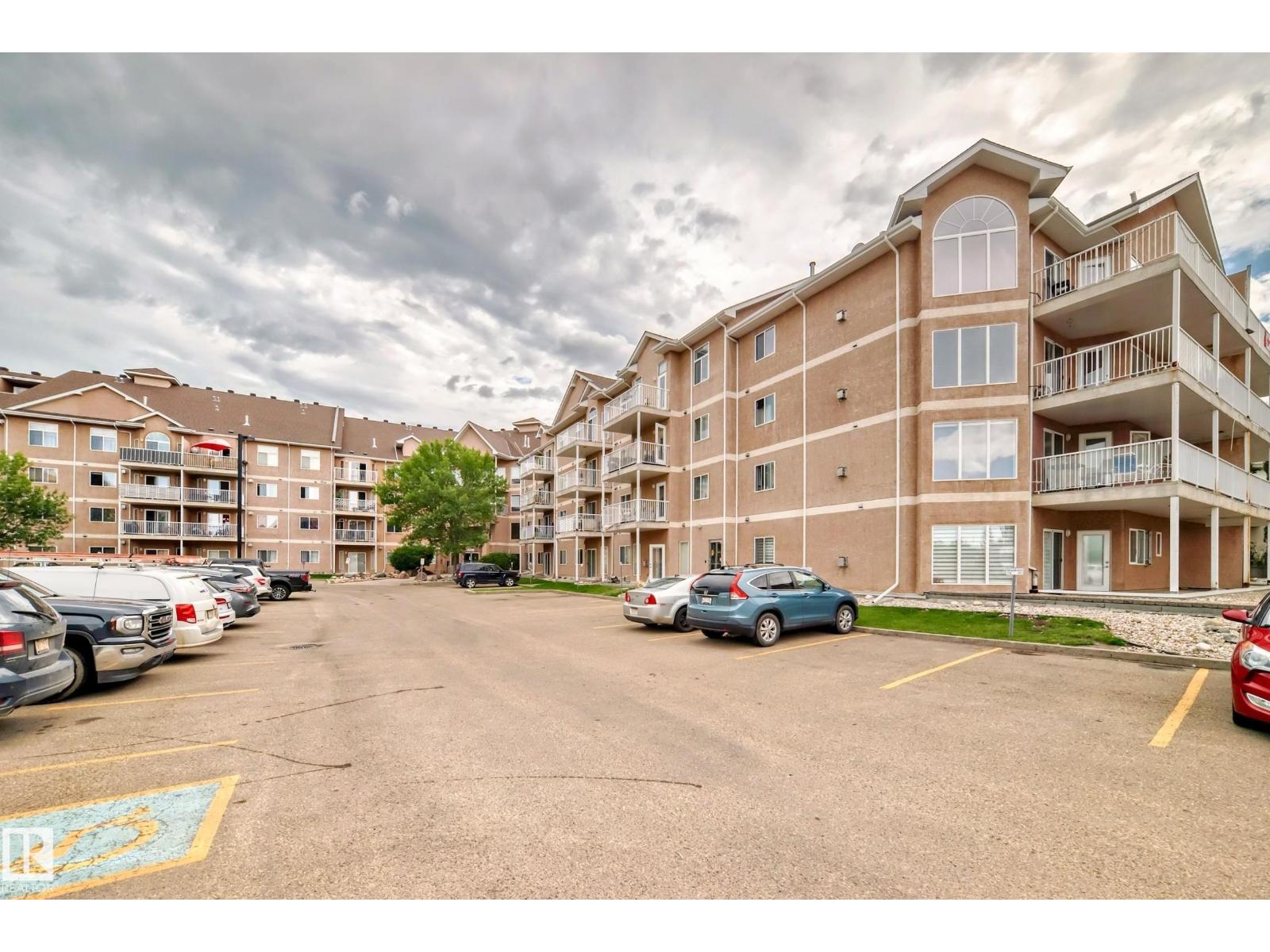 #412 4312 139 AV NW, Edmonton