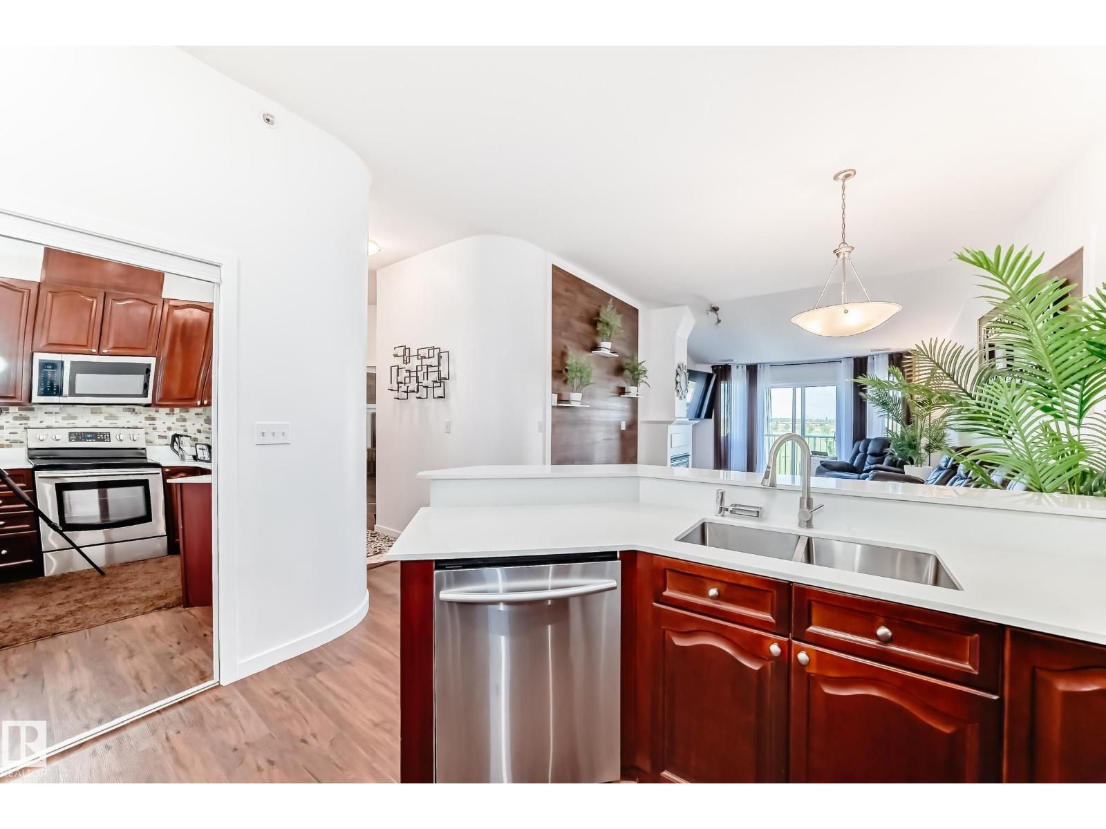 #412 4312 139 AV NW - 5