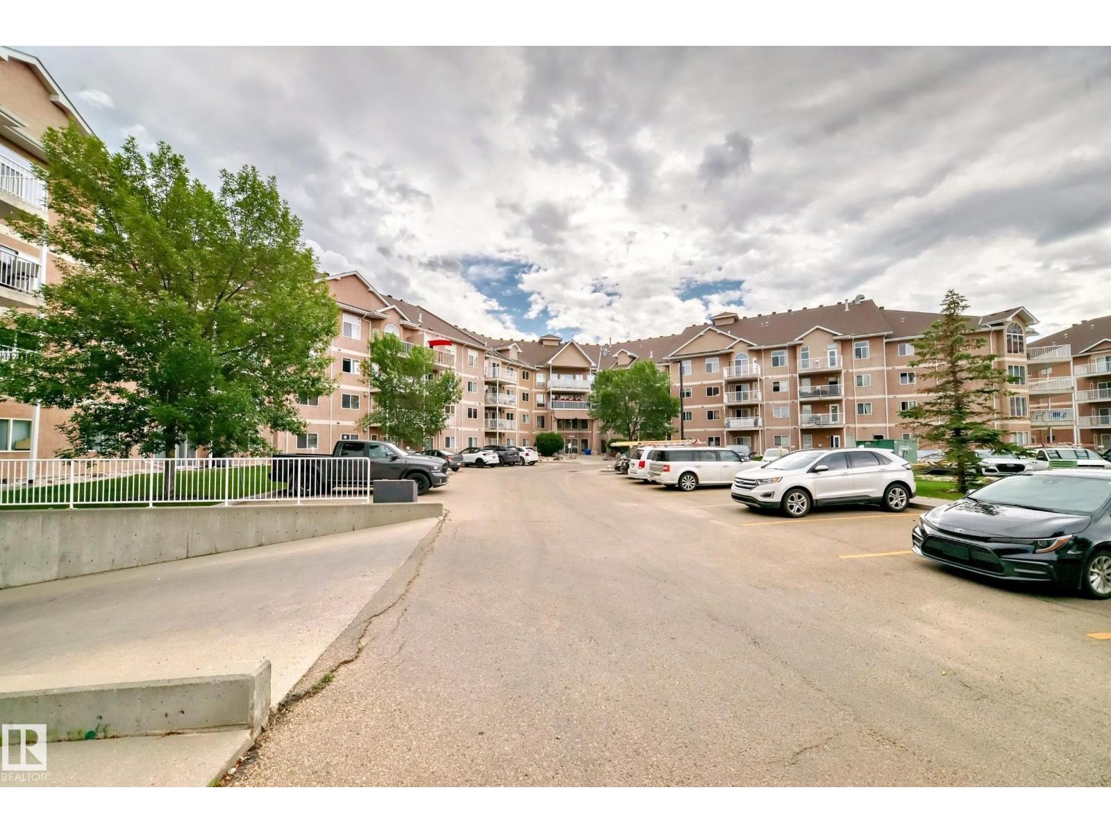#412 4312 139 AV NW, Edmonton