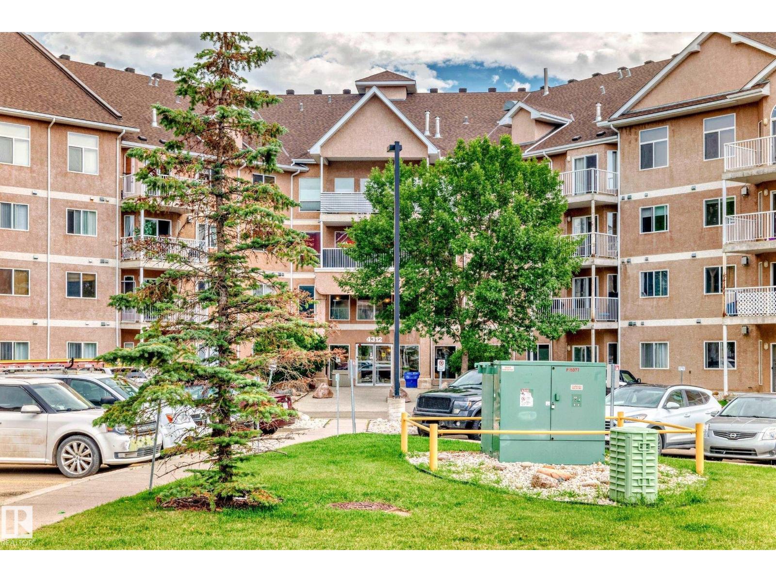 #412 4312 139 AV NW, Edmonton