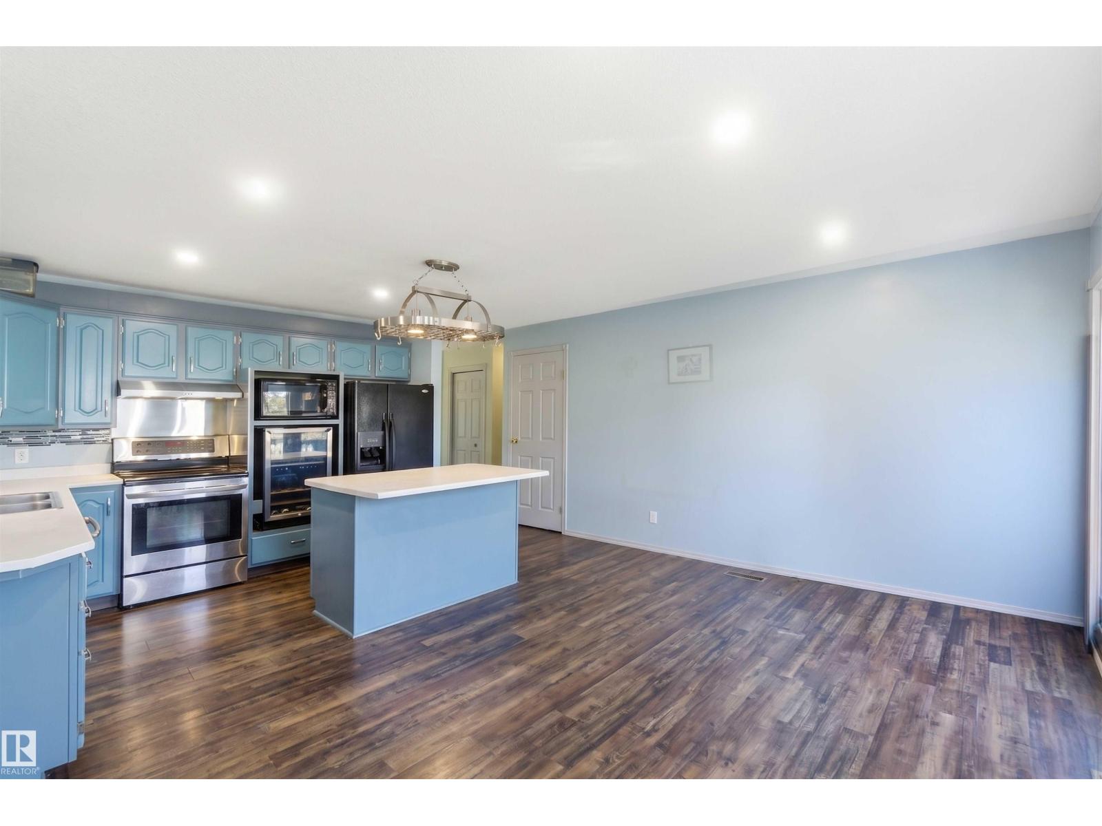 42 Patterson Cr, St. Albert