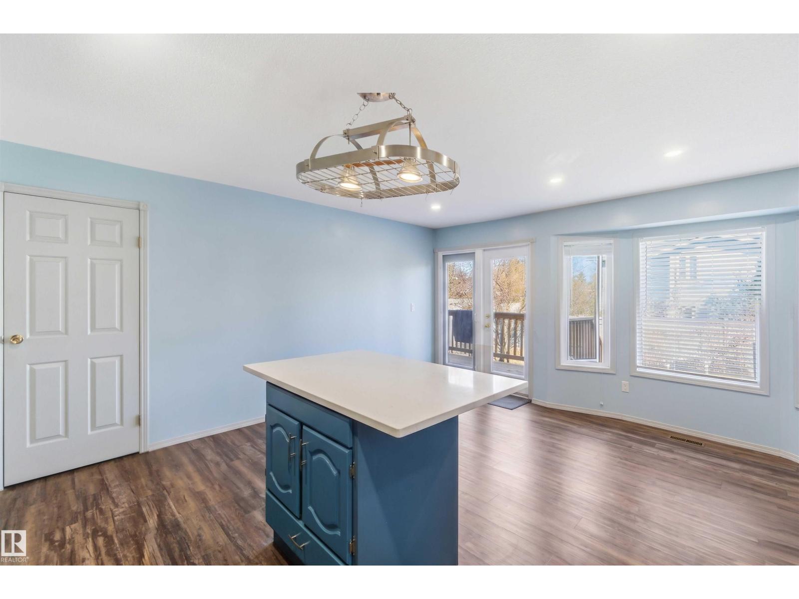 42 Patterson Cr, St. Albert