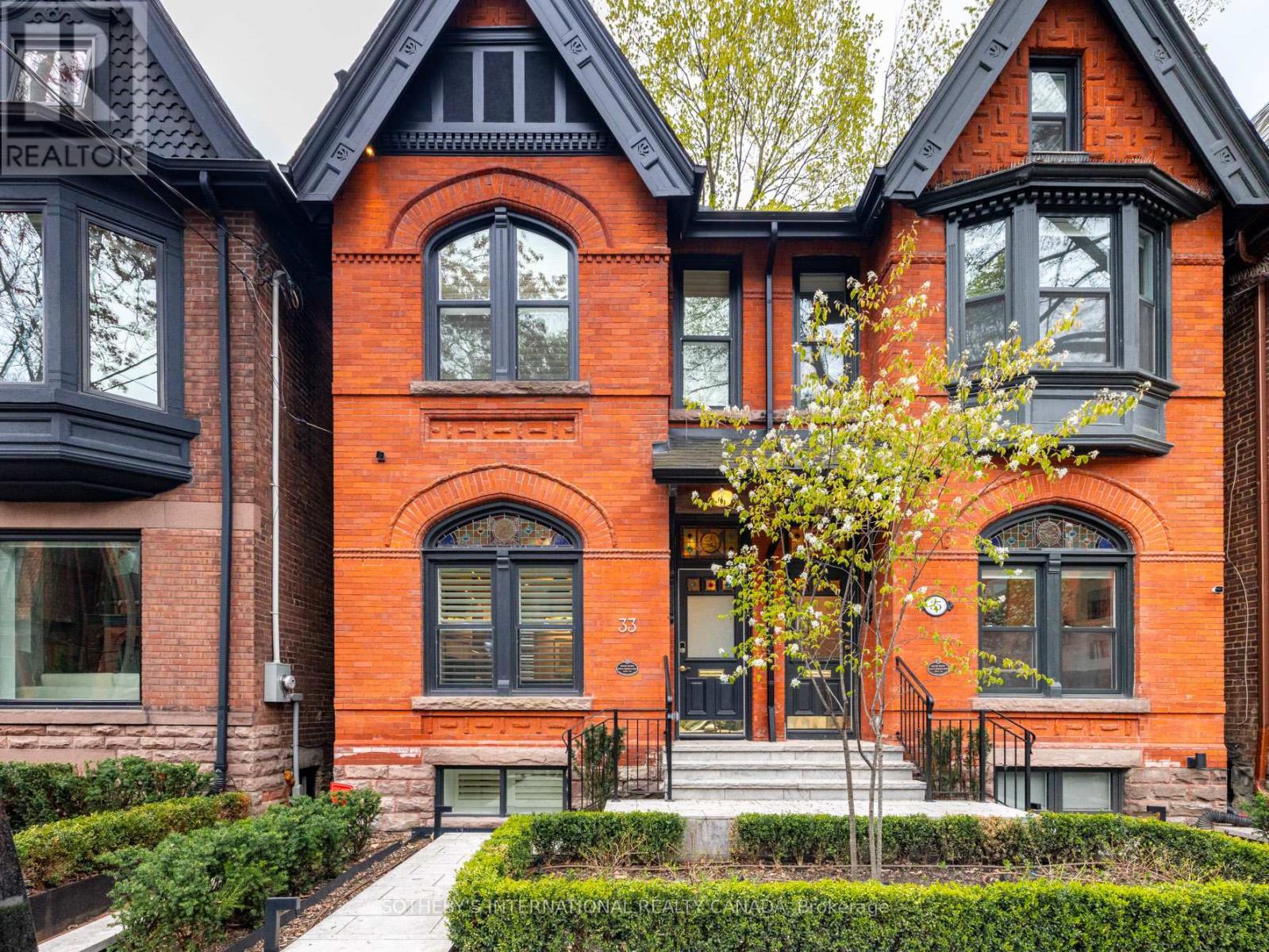 33 TRANBY AVENUE - 2