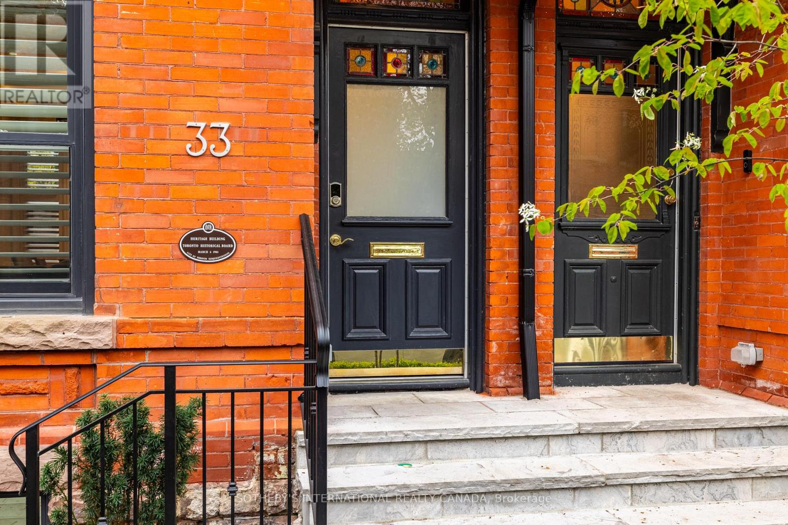 33 TRANBY AVENUE - 3