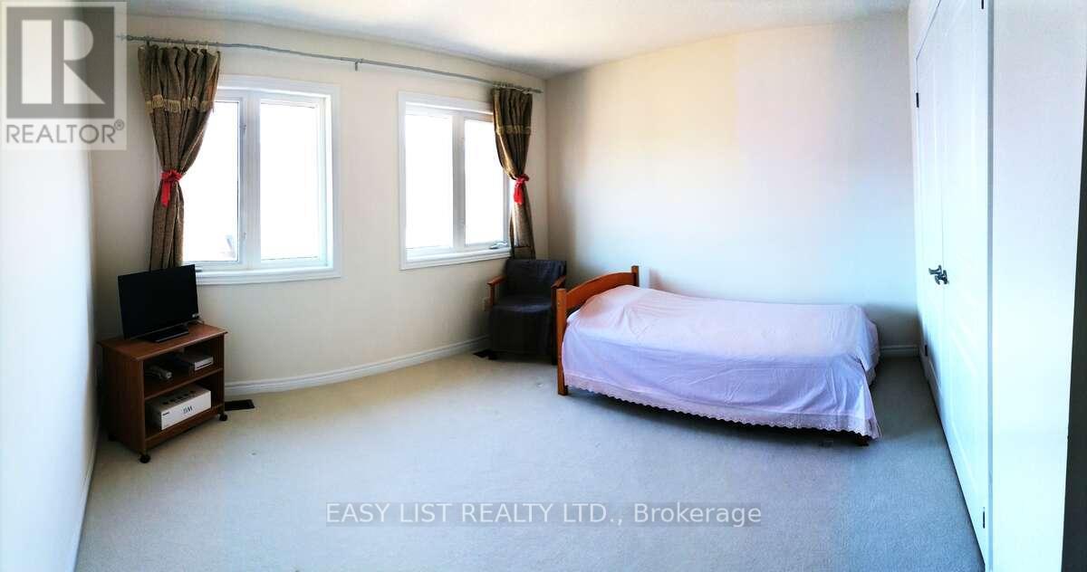 16 GROVEWOOD STREET - 25