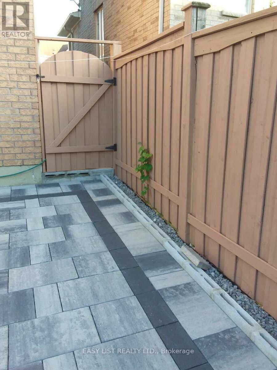 16 GROVEWOOD STREET - 7