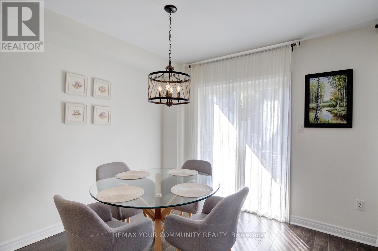 32 BLACK MAPLE CRESCENT - 13