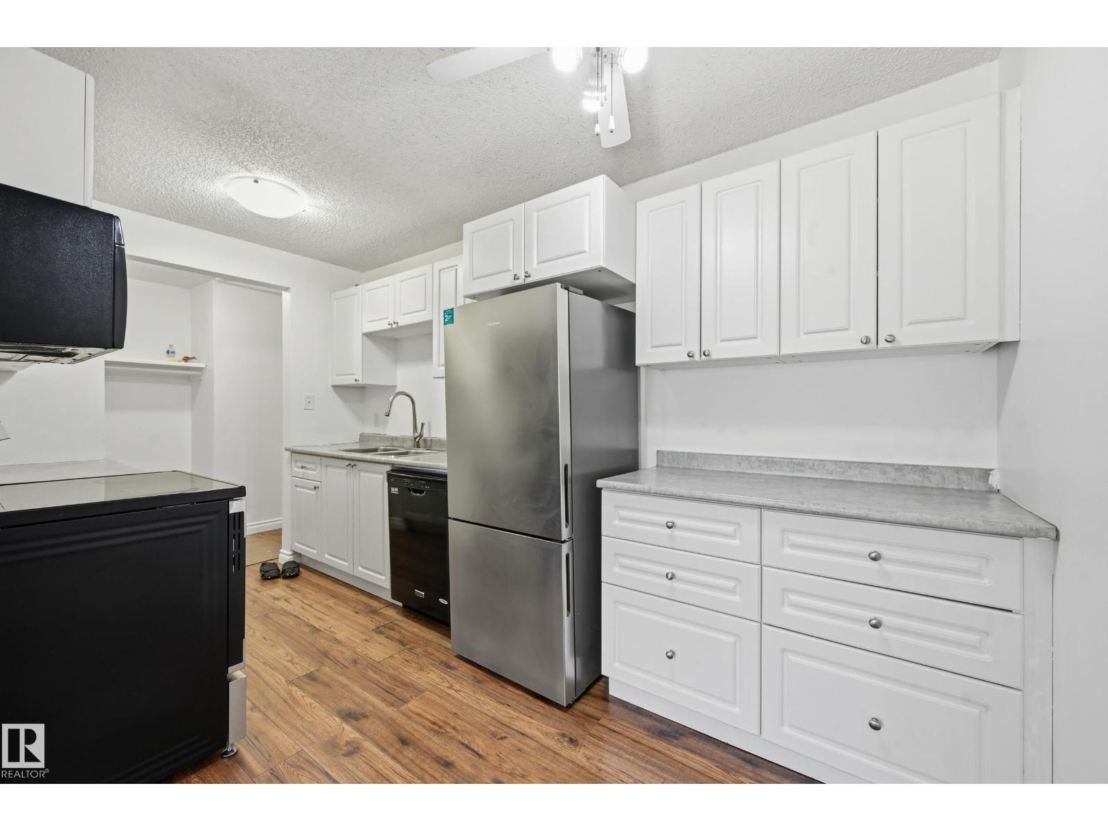 #305 10811 115 ST NW NW, Edmonton