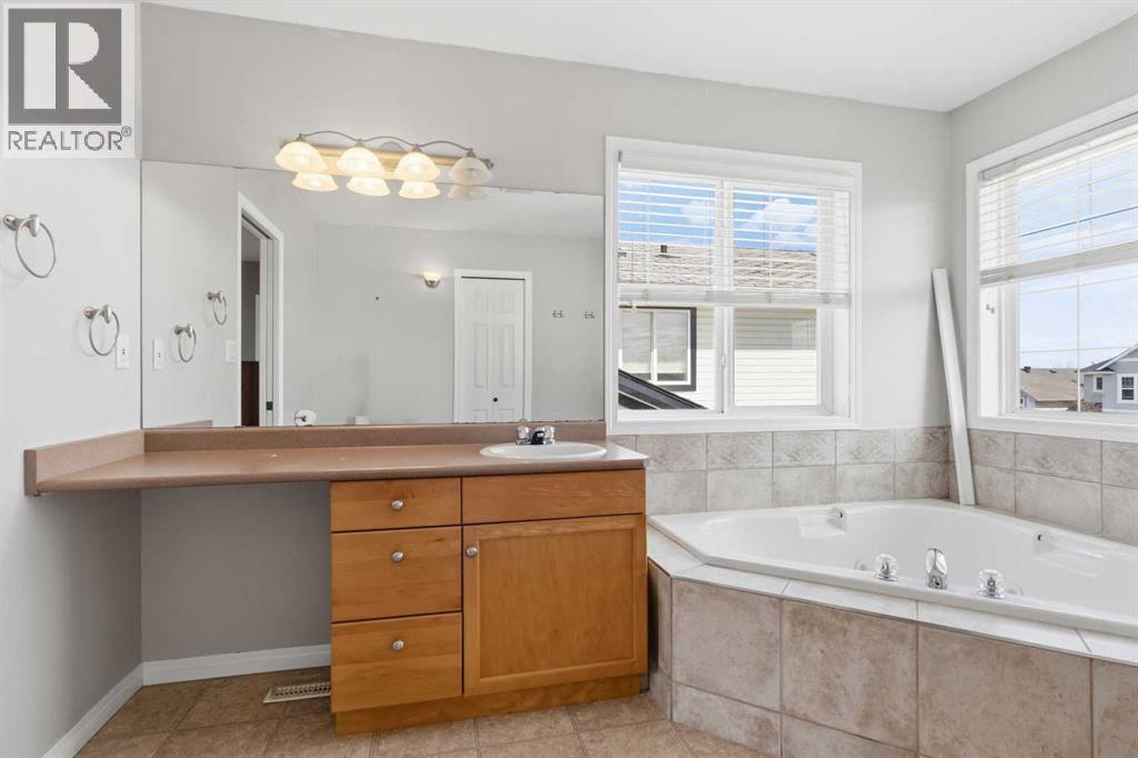 178 ST. LAURENT Way, Fort McMurray