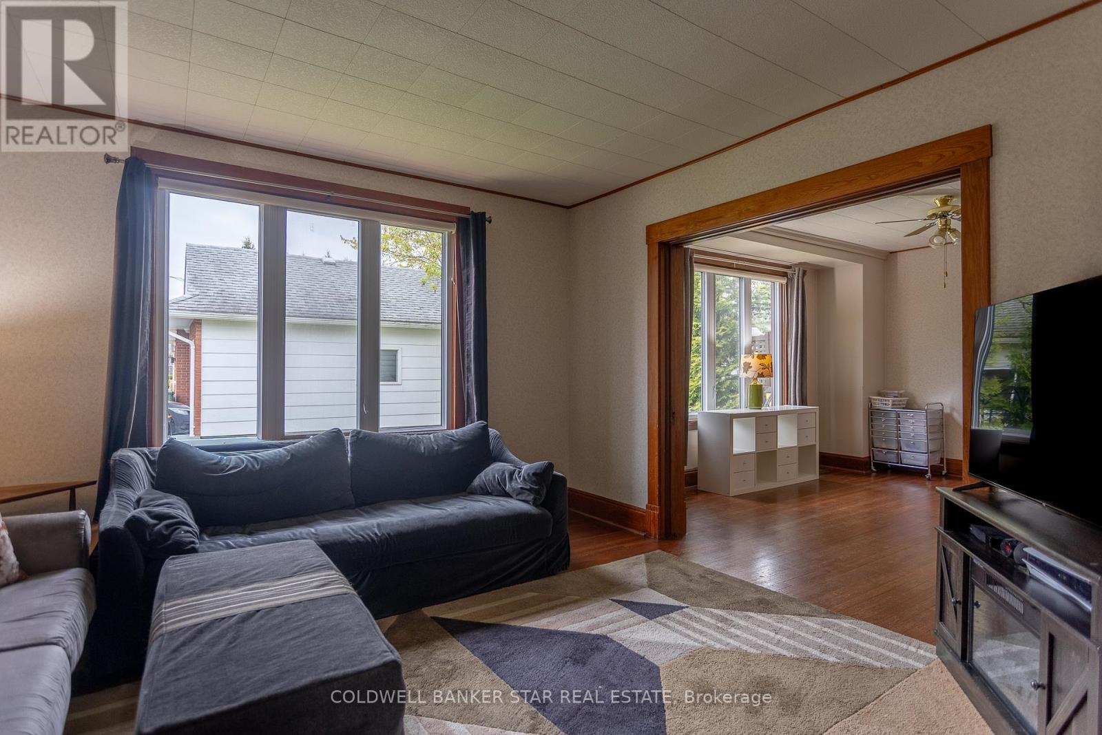 106 FAIRVIEW AVENUE - 7