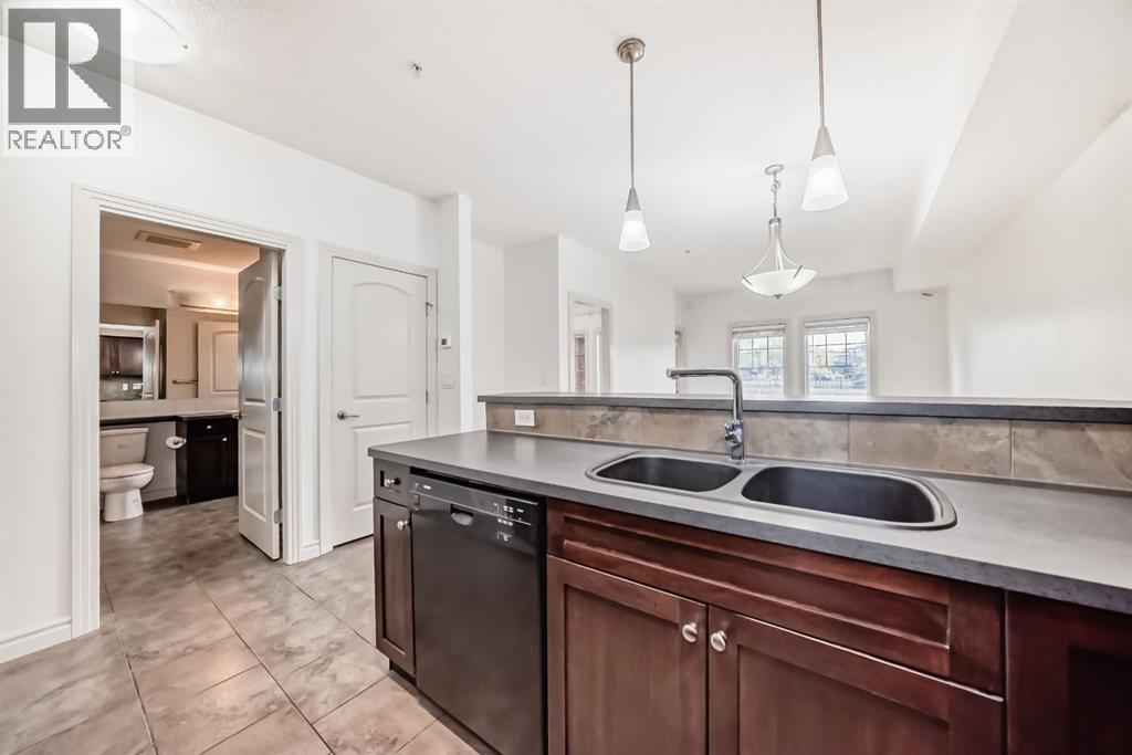 #120 60 Royal Oak Plaza NW - 10