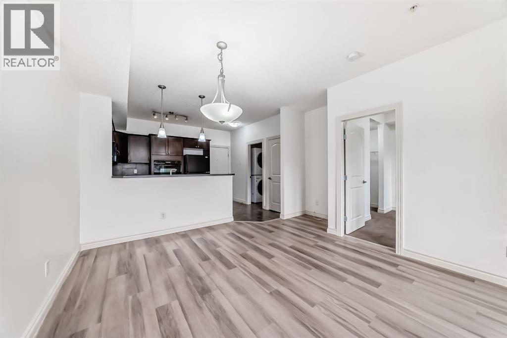 #120 60 Royal Oak Plaza NW - 13