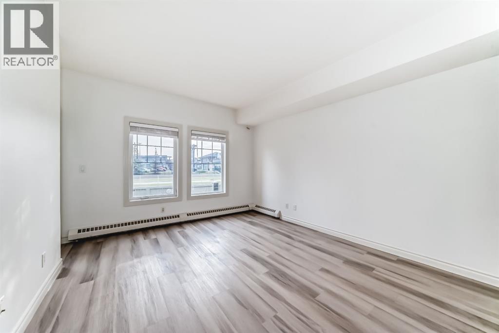 #120 60 Royal Oak Plaza NW - 15