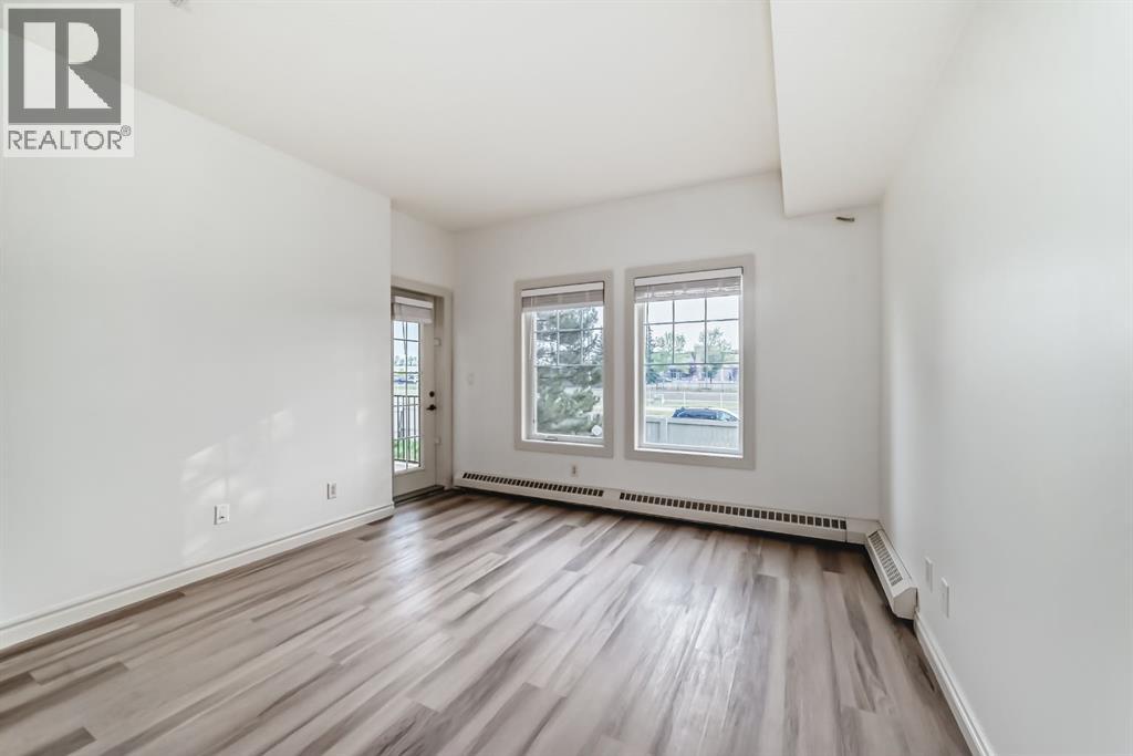 #120 60 Royal Oak Plaza NW - 16