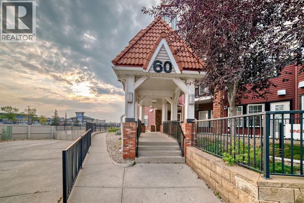 #120 60 Royal Oak Plaza NW - 2