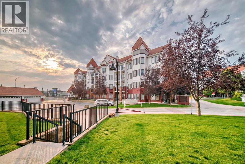 #120 60 Royal Oak Plaza NW - 38