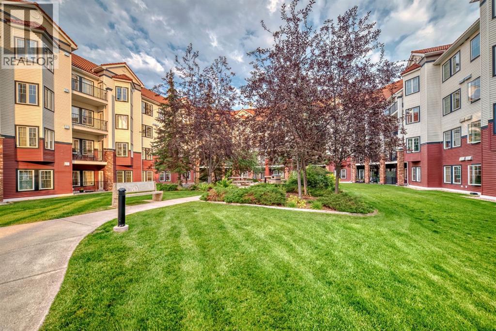 #120 60 Royal Oak Plaza NW - 40