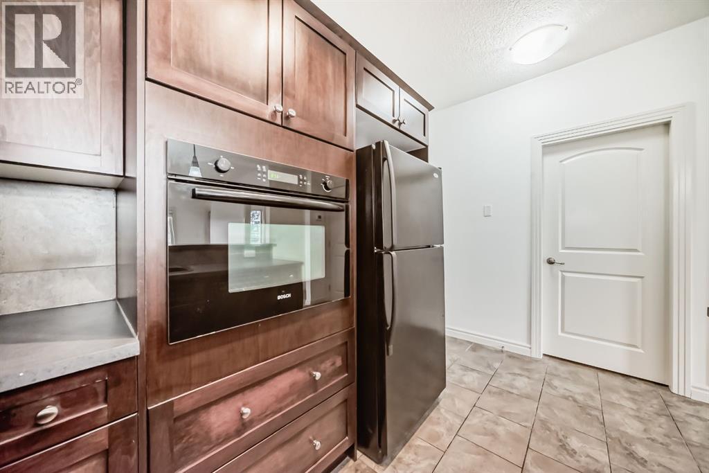 #120 60 Royal Oak Plaza NW - 9