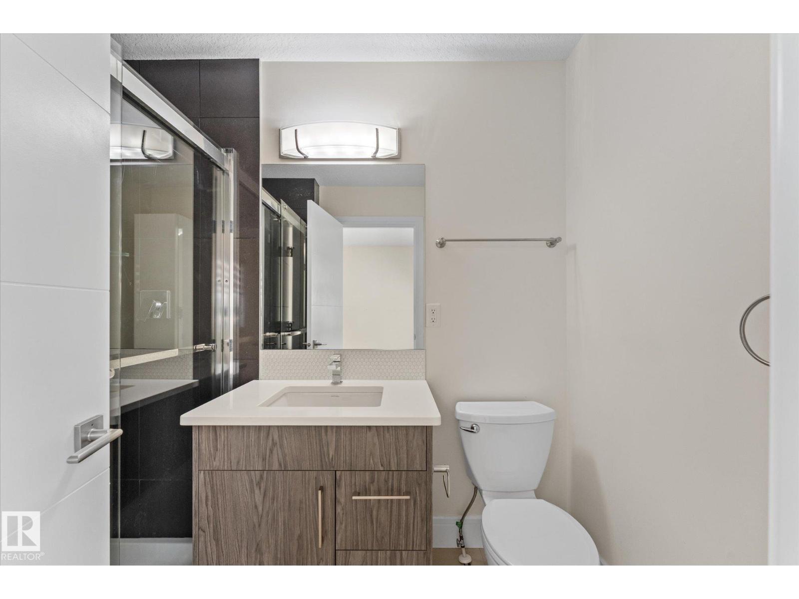 14914 108 AV NW - 22