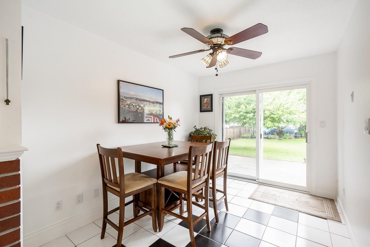 27145 27B AVENUE, Langley