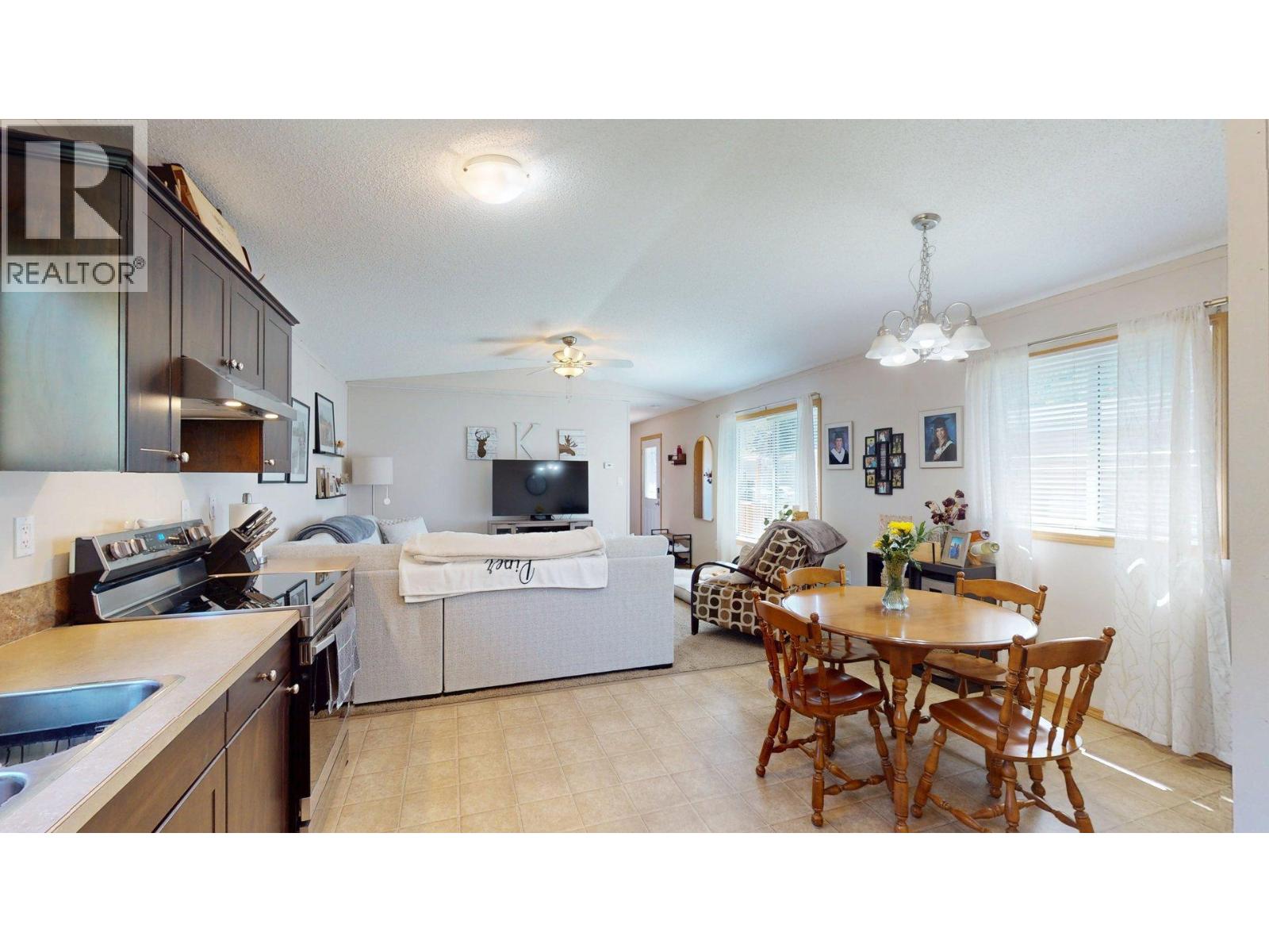 #8 100 ASPEN Drive - 9