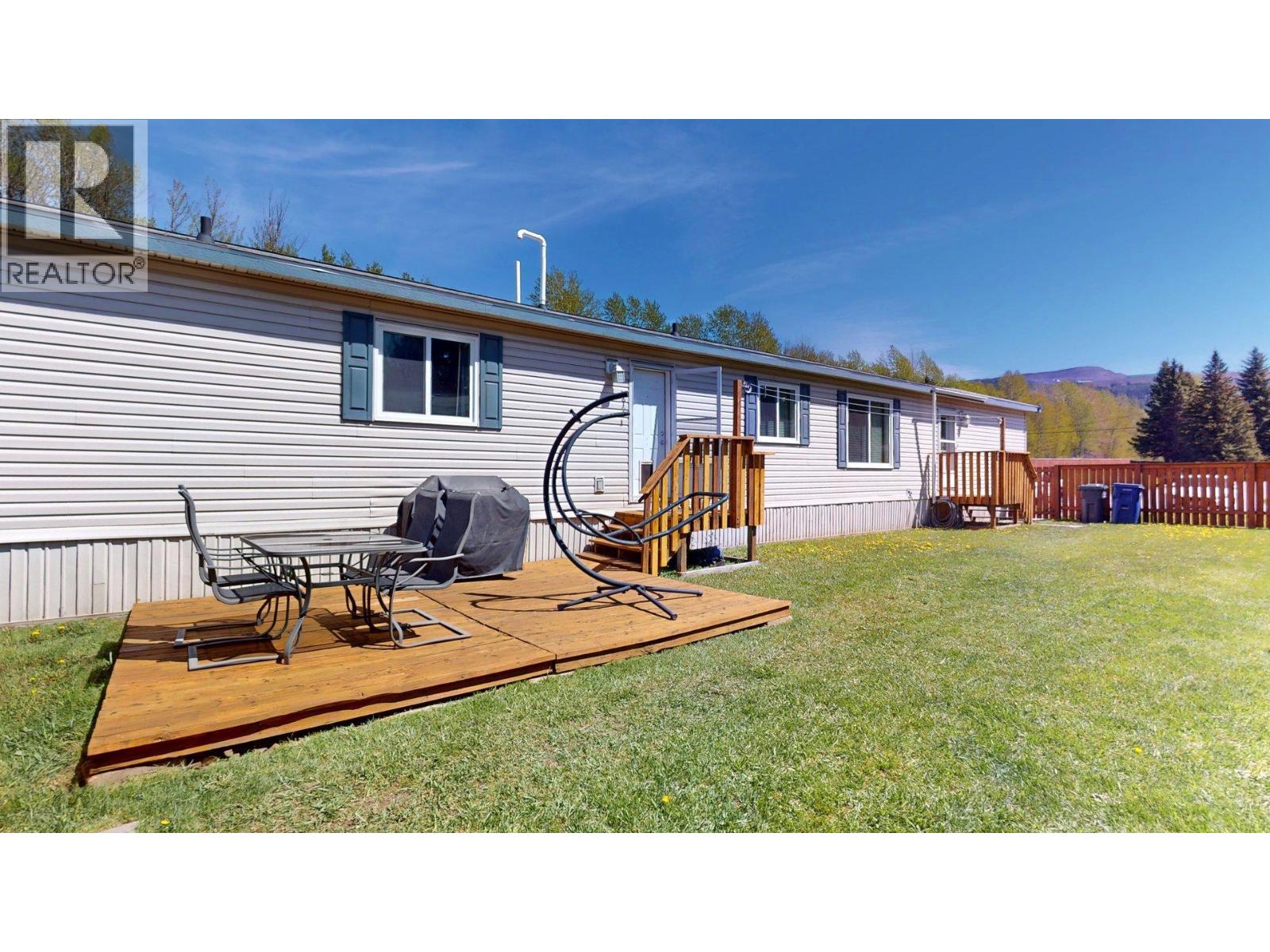 #8 100 ASPEN Drive - 26