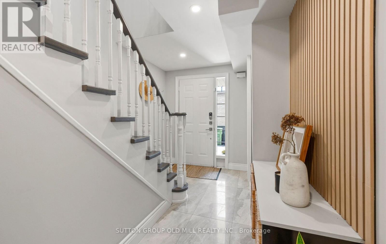 36 CLOCKWORK LANE - 2