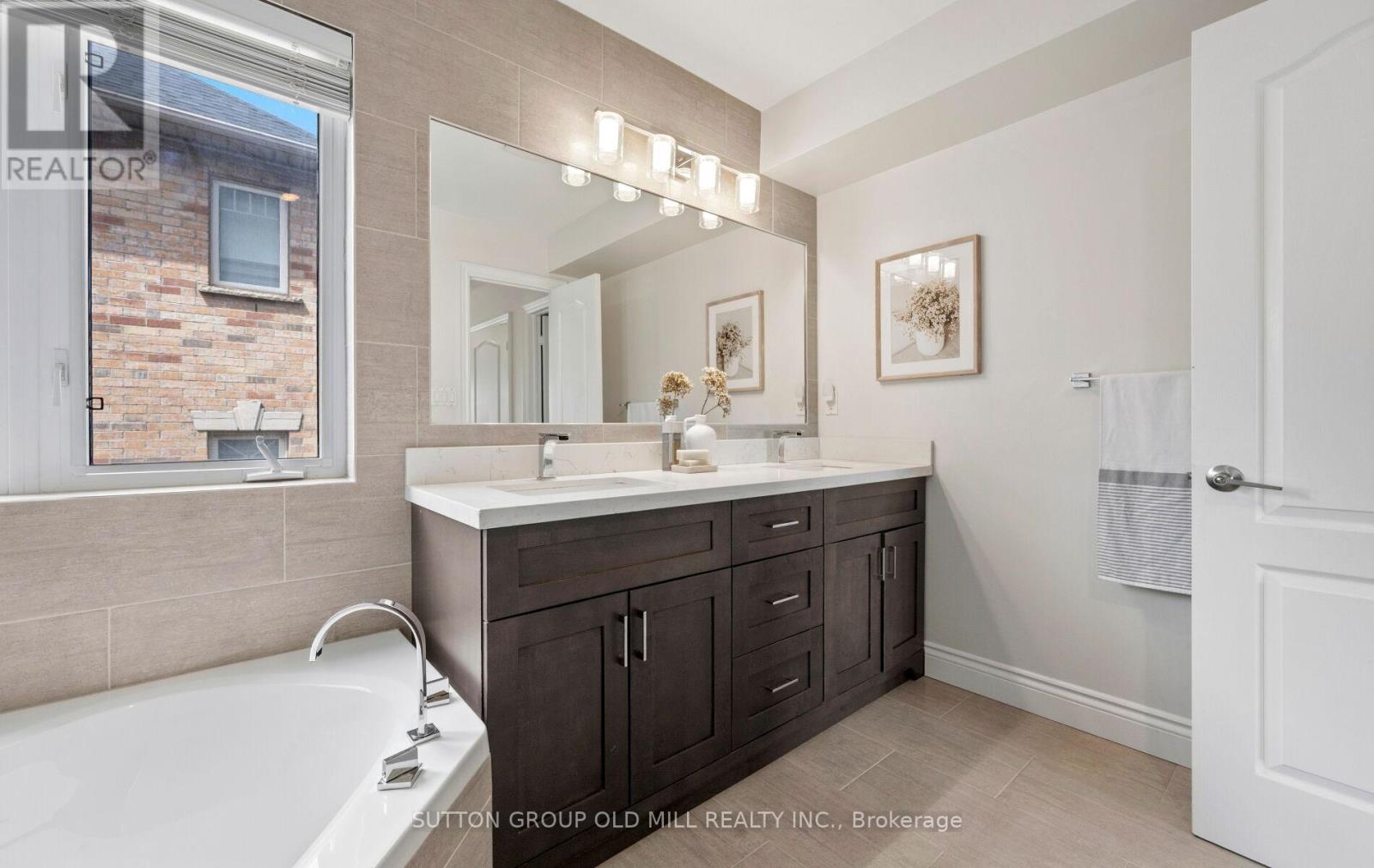36 CLOCKWORK LANE - 26
