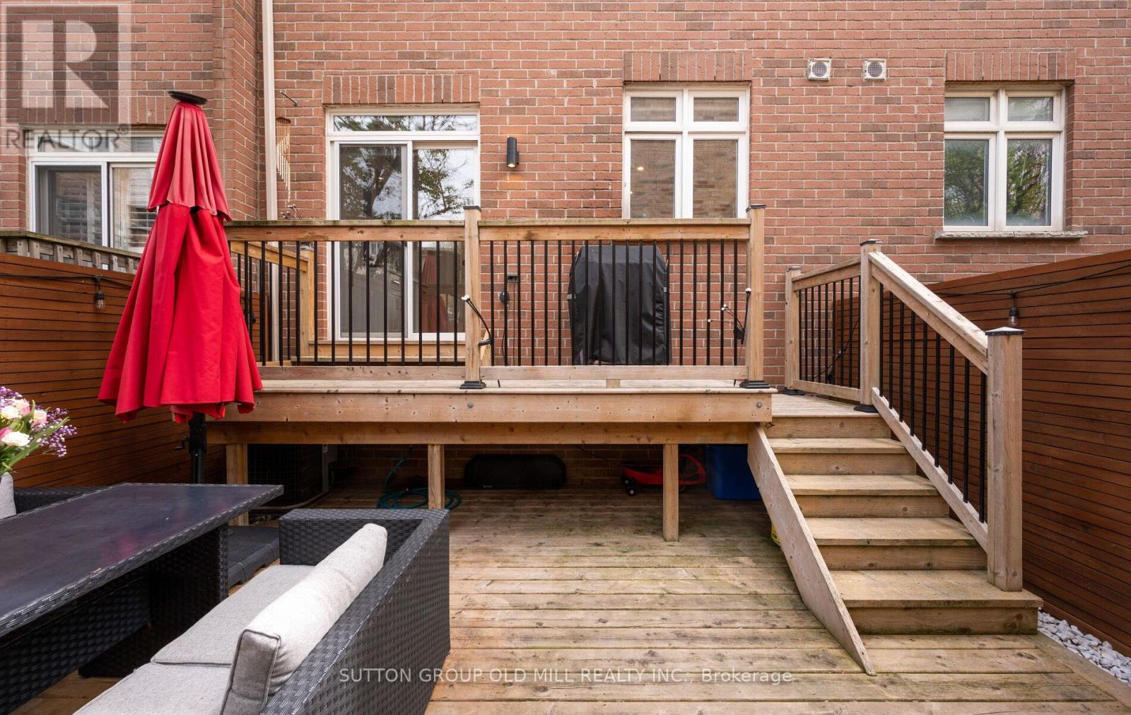 36 CLOCKWORK LANE - 39