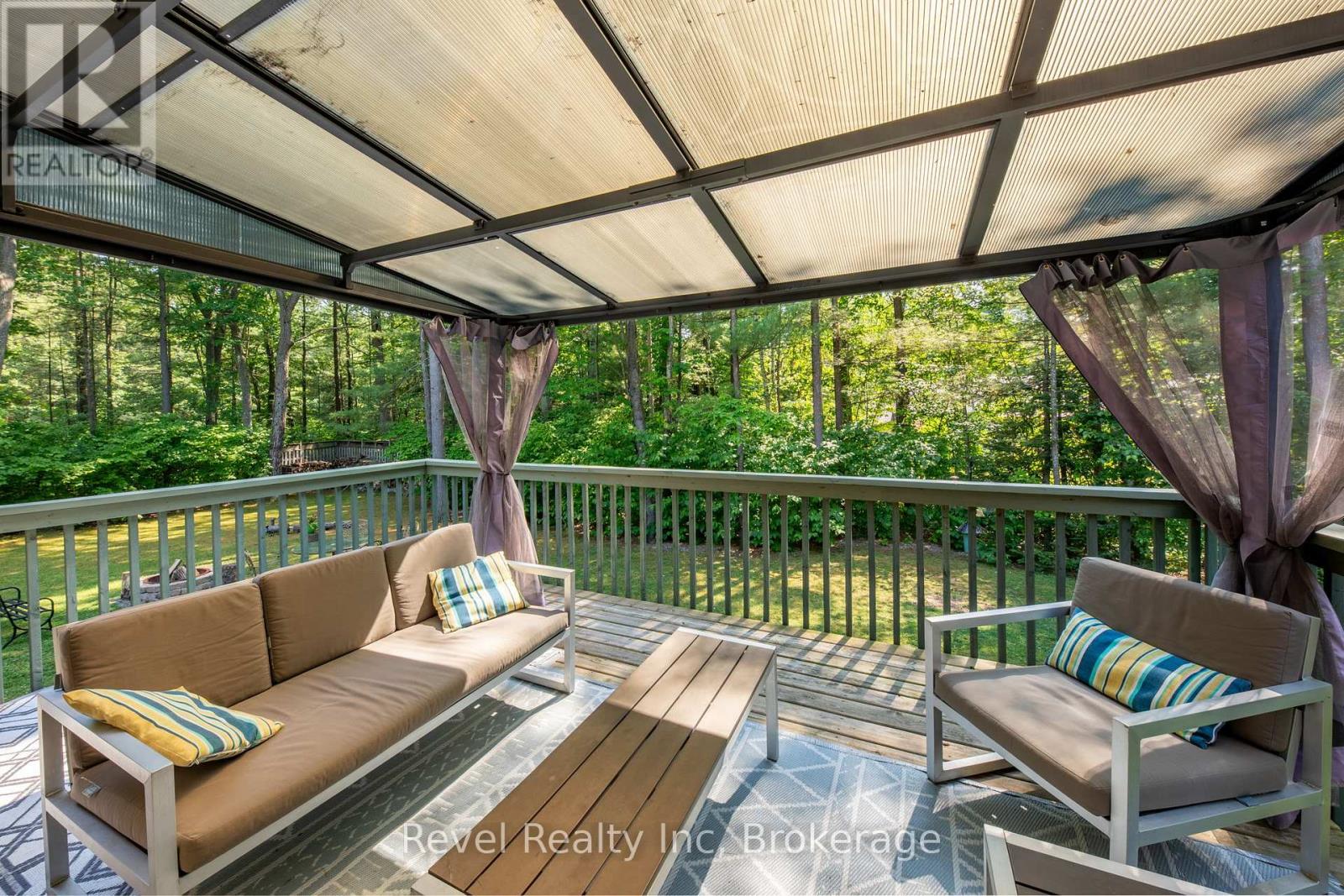 54 VINCENT CIRCLE - 12