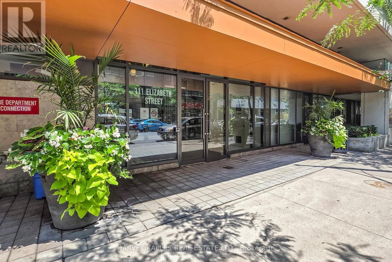 #717 111 ELIZABETH STREET - Image 3