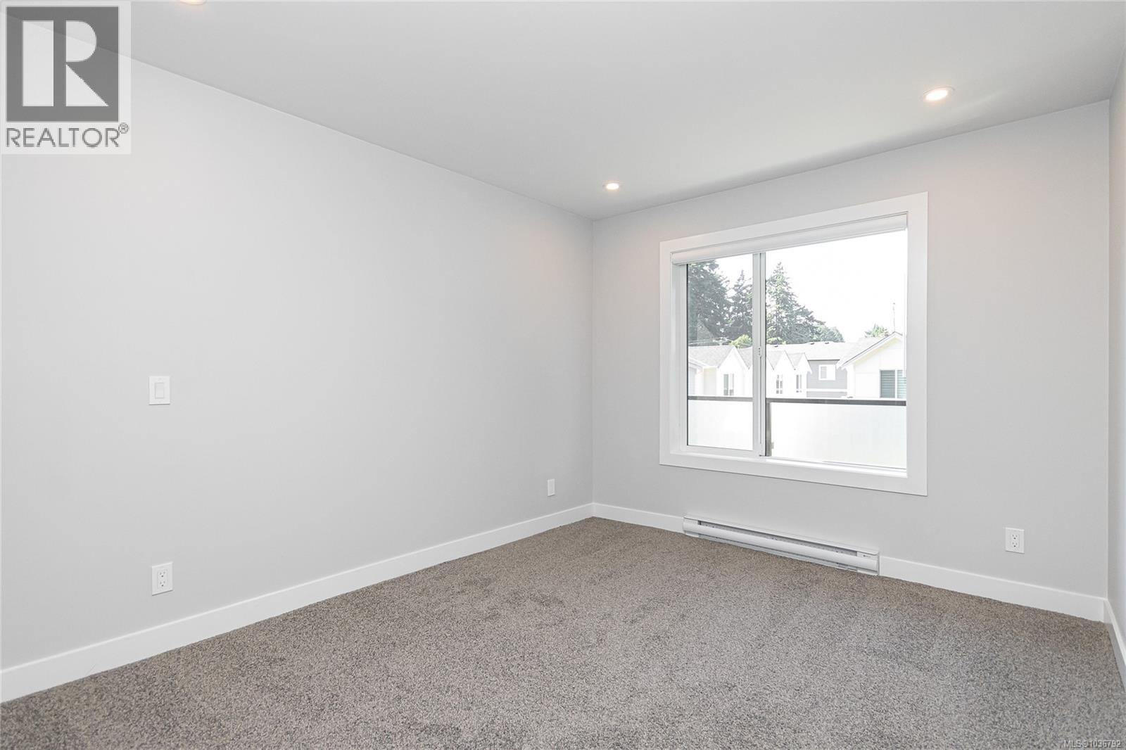 #305 924 Jenkins Ave - 5