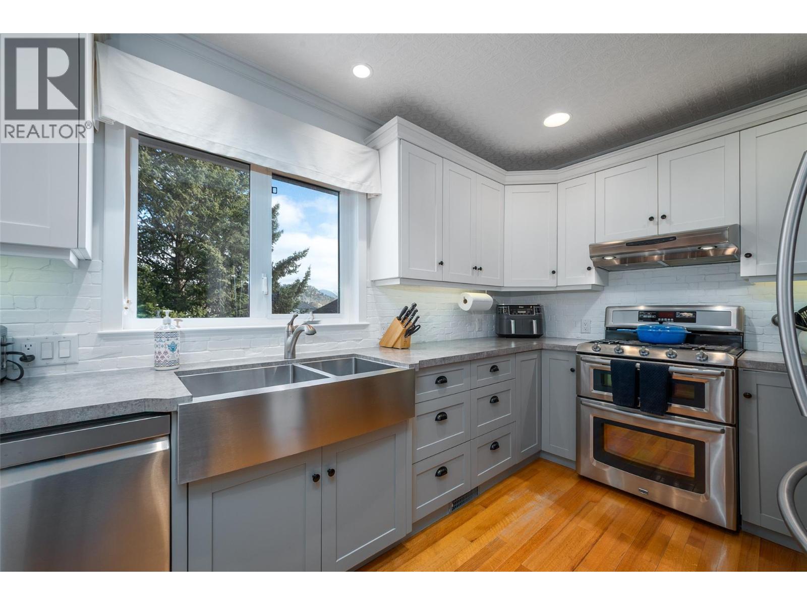  1150 Kelview Street, Kelowna