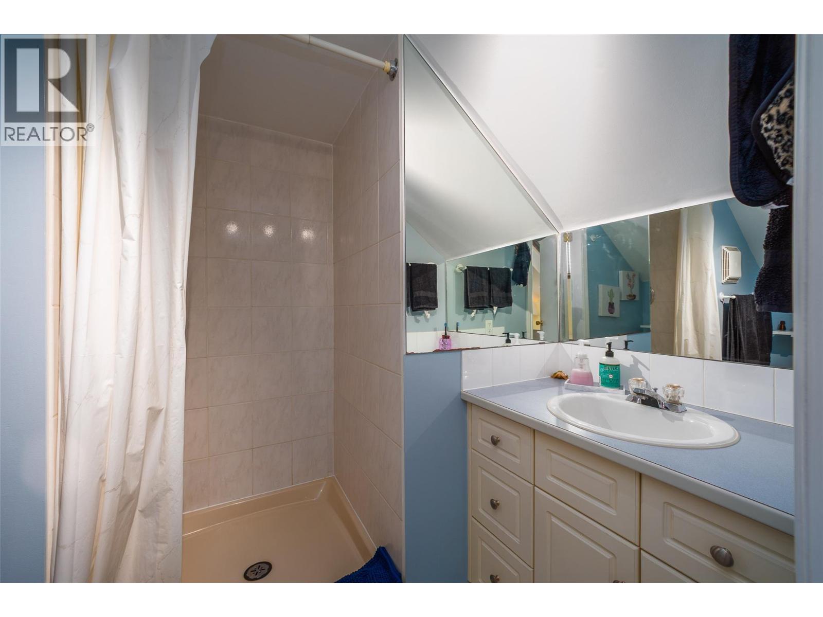  1150 Kelview Street, Kelowna