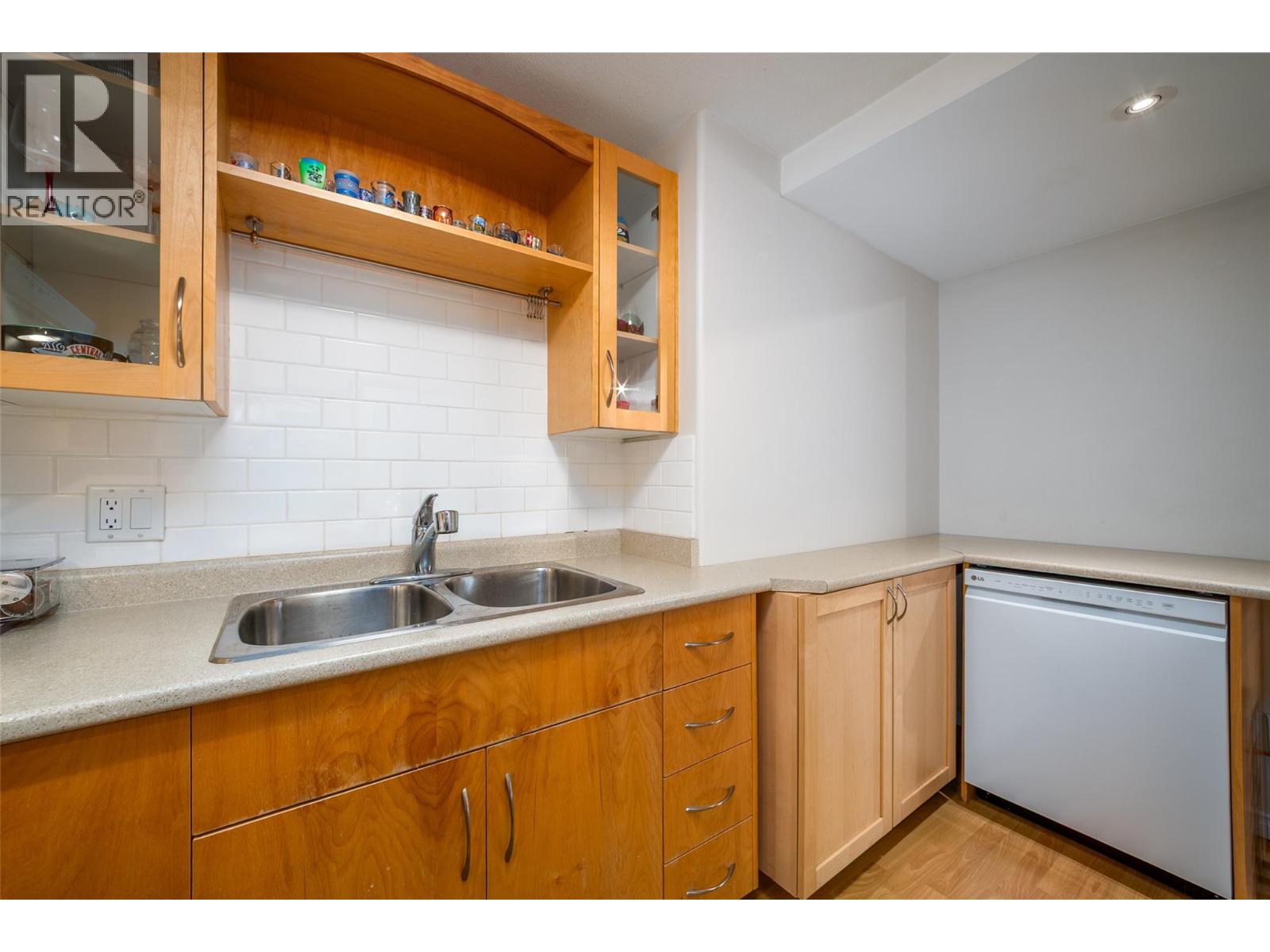  1150 Kelview Street, Kelowna