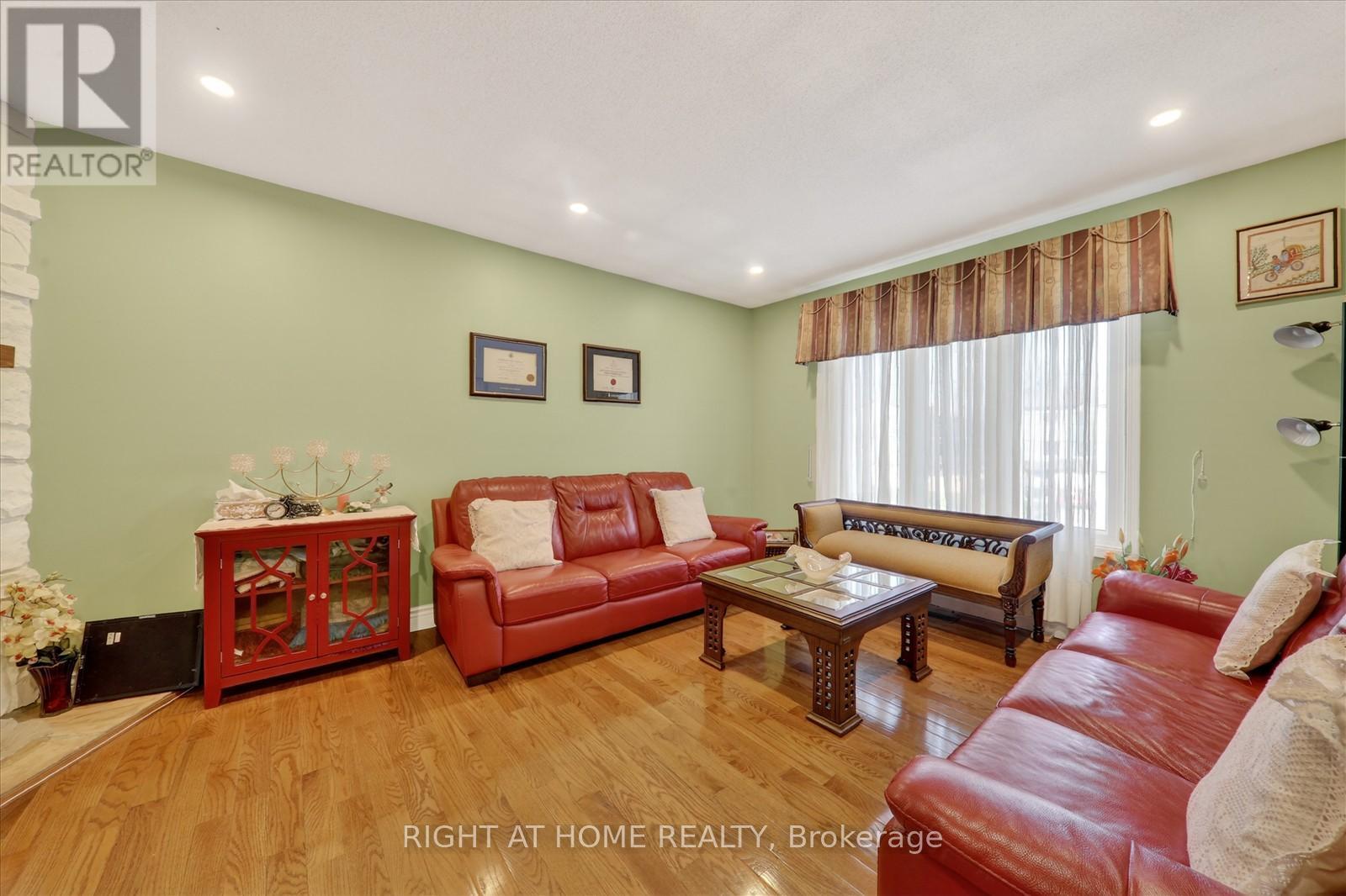 226 MANSE ROAD - 34