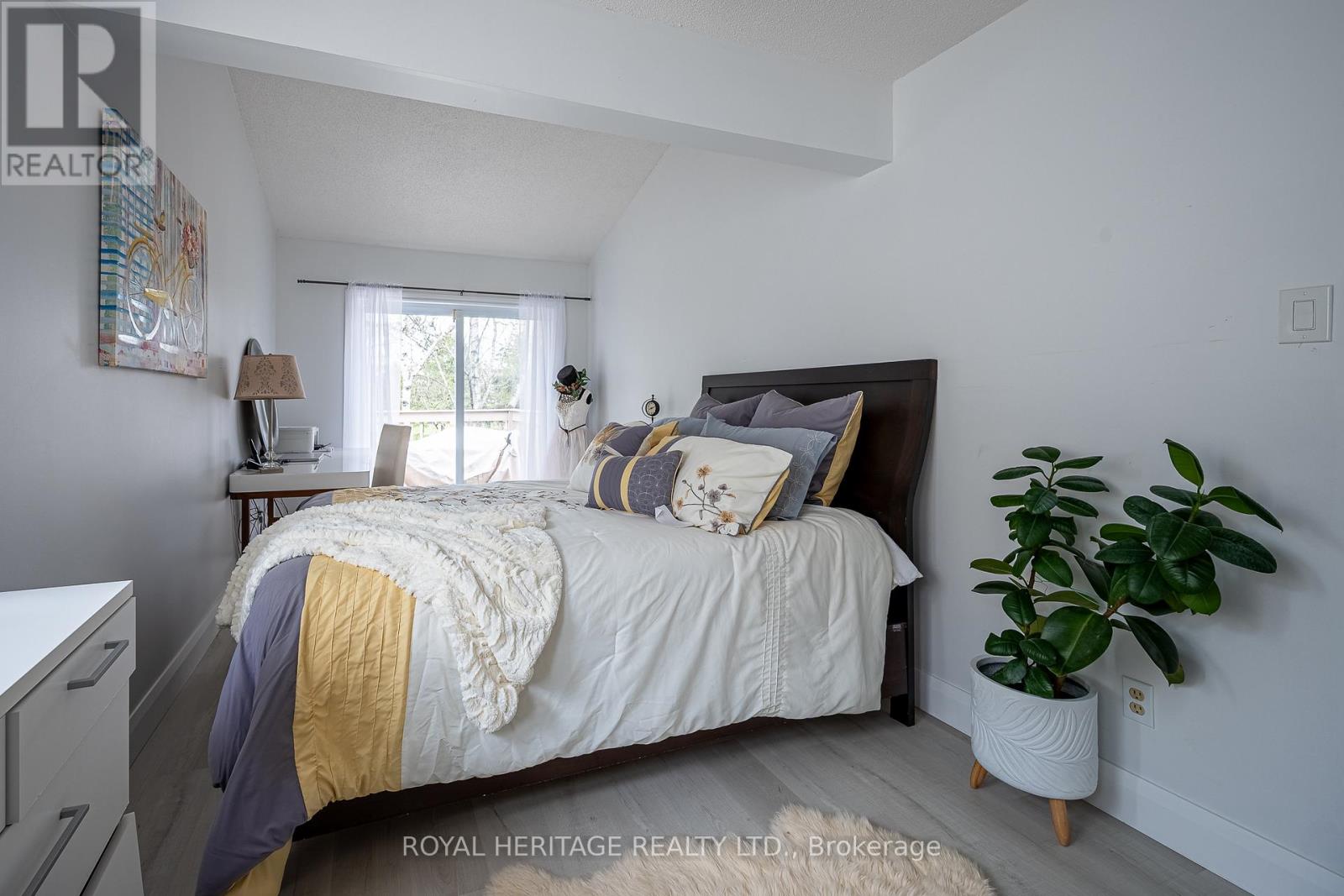 #26 84 GREEN BRIAR ROAD - 20