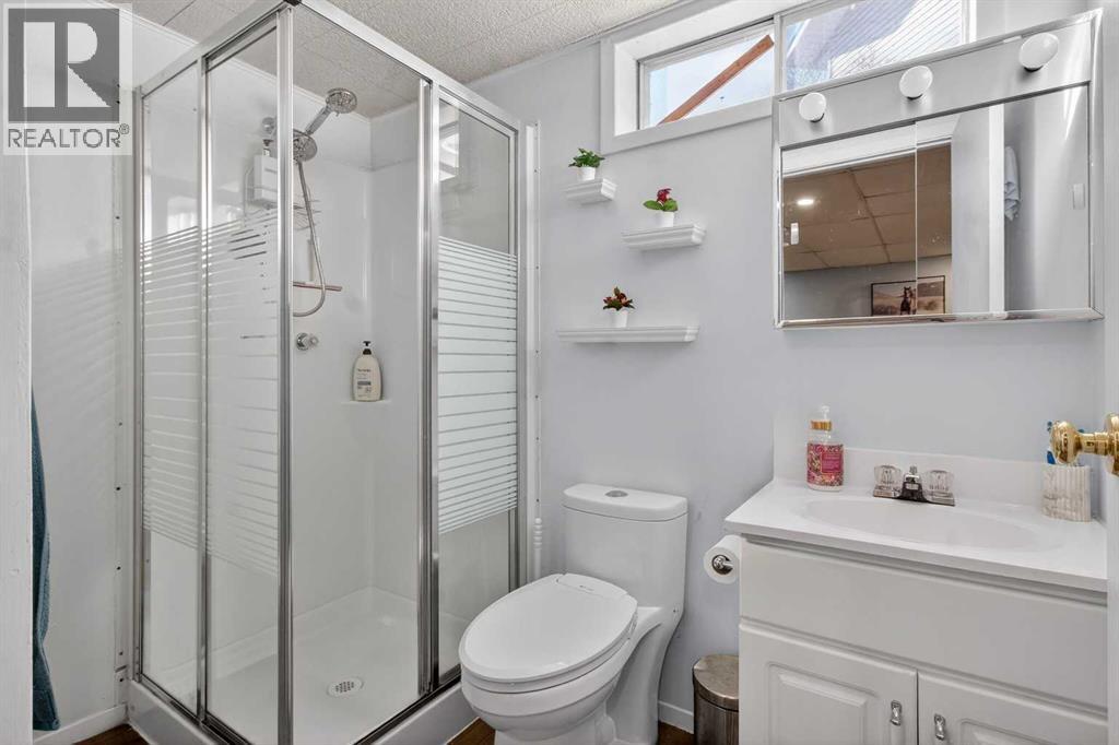 77 Summerfield Road SE - 34