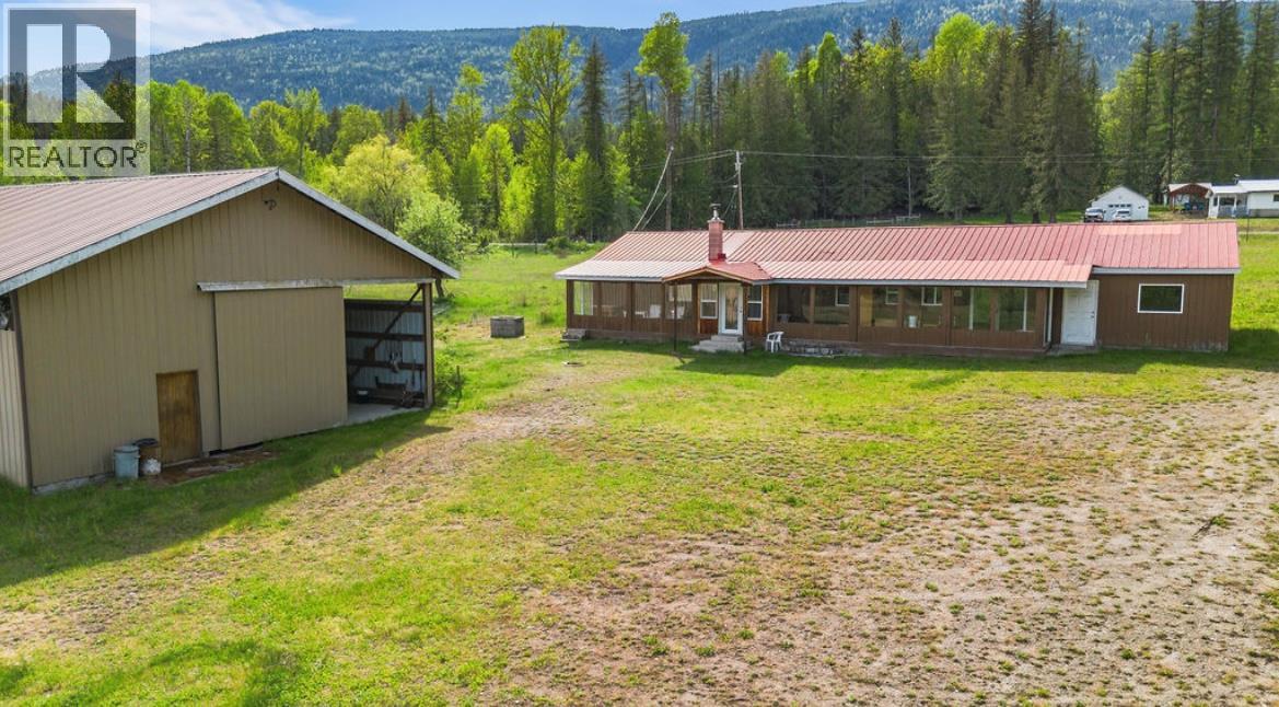 600 Robinson Road - main photo
