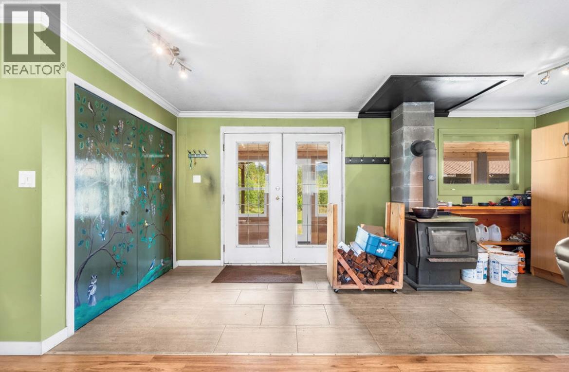 600 Robinson Road - 10