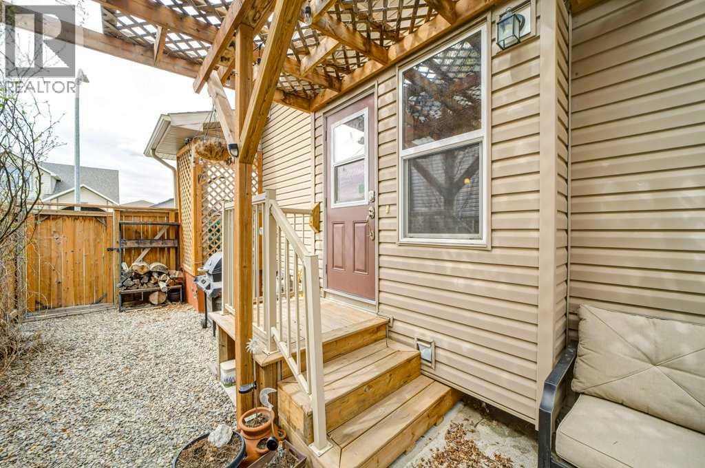 121 Mt Sundance Crescent W - Image 3