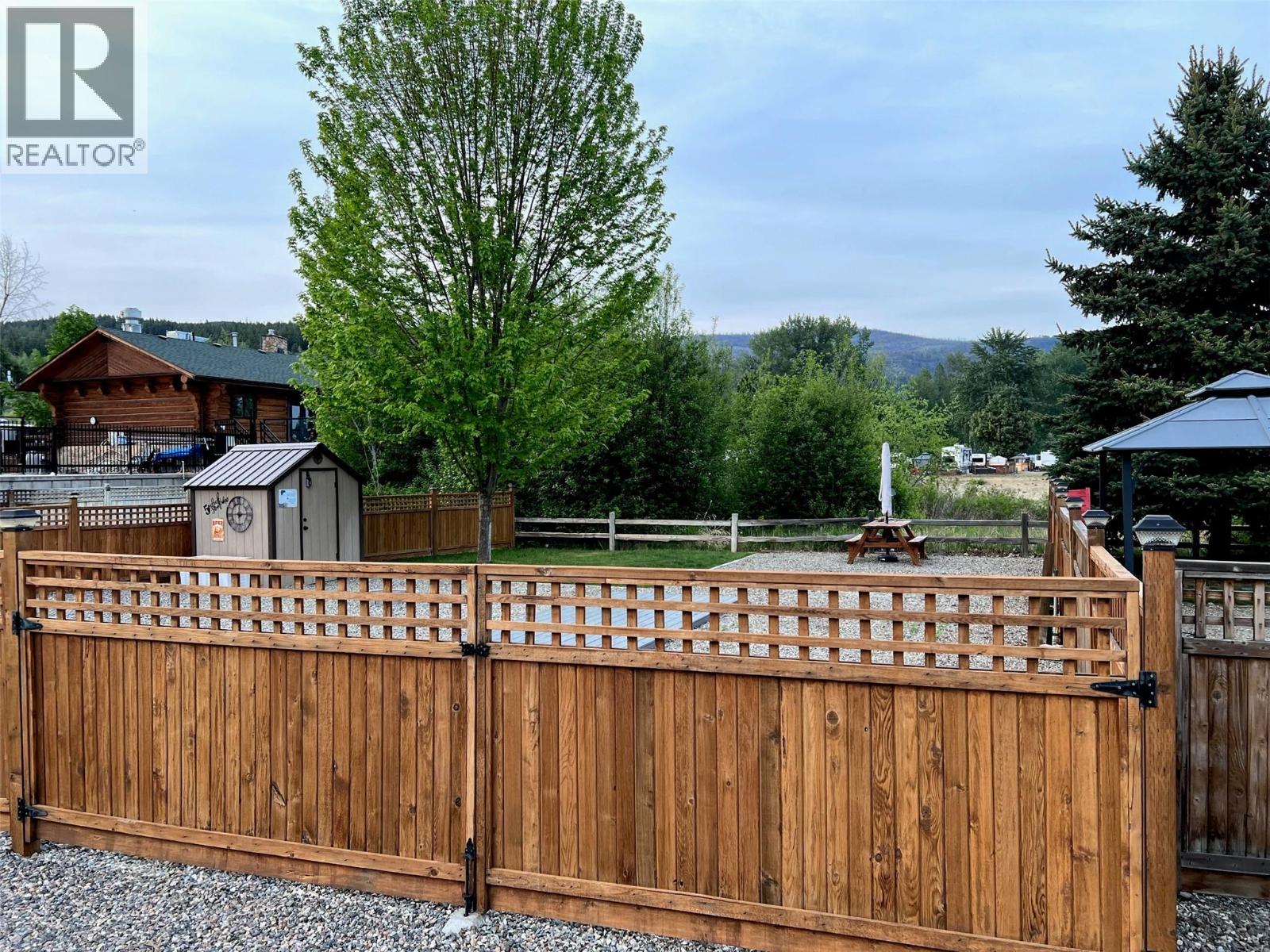 11 Marina Way - photo 2