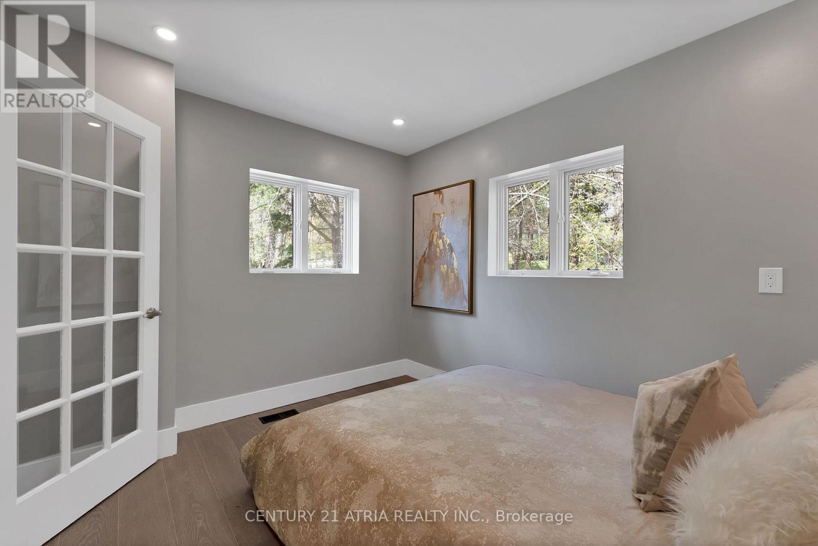 33 BELLEHAVEN CRESCENT - 20