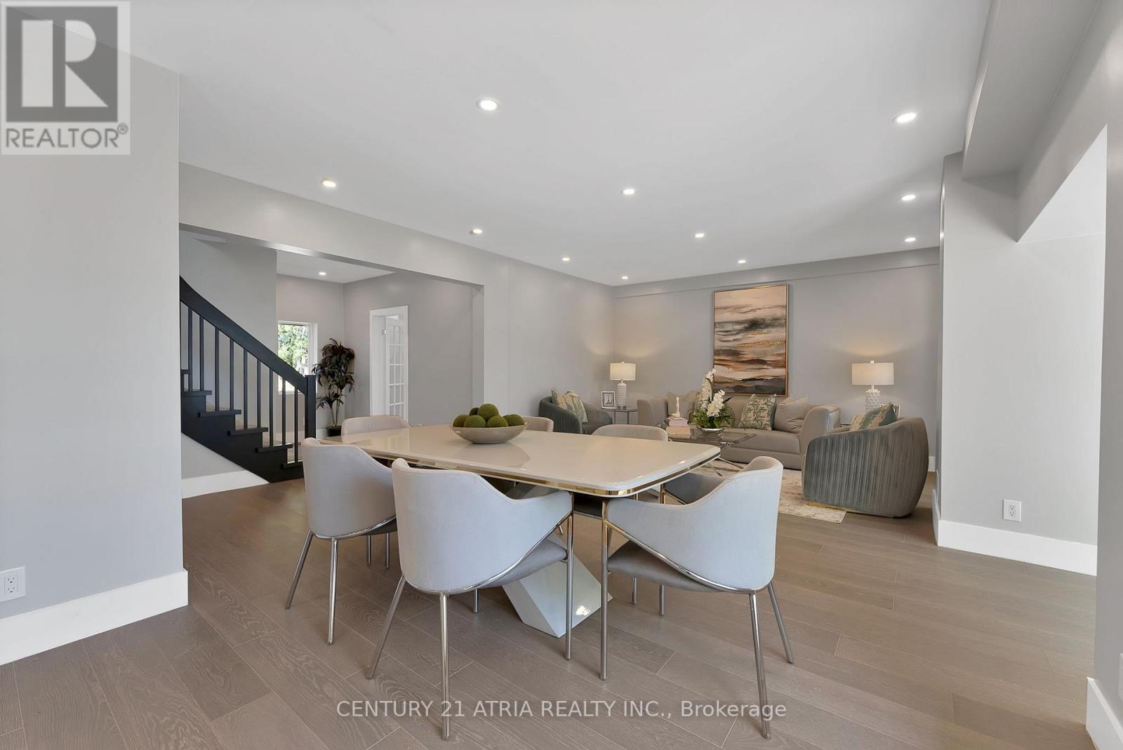 33 BELLEHAVEN CRESCENT - 13