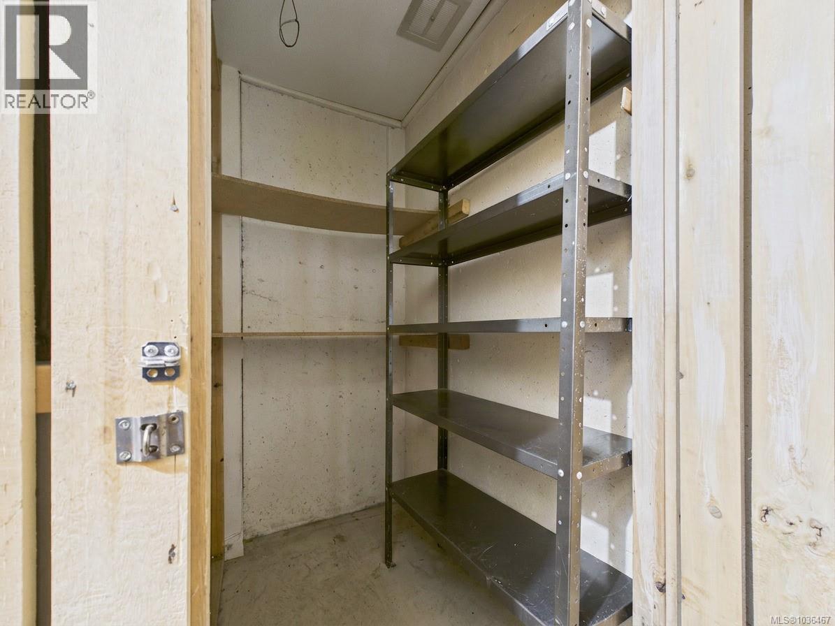 #401 1665 Oak Bay Ave - 39